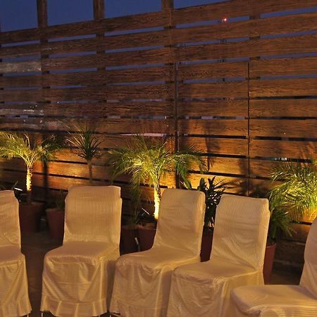 Hotel Surya Prime Kota  Bagian luar foto